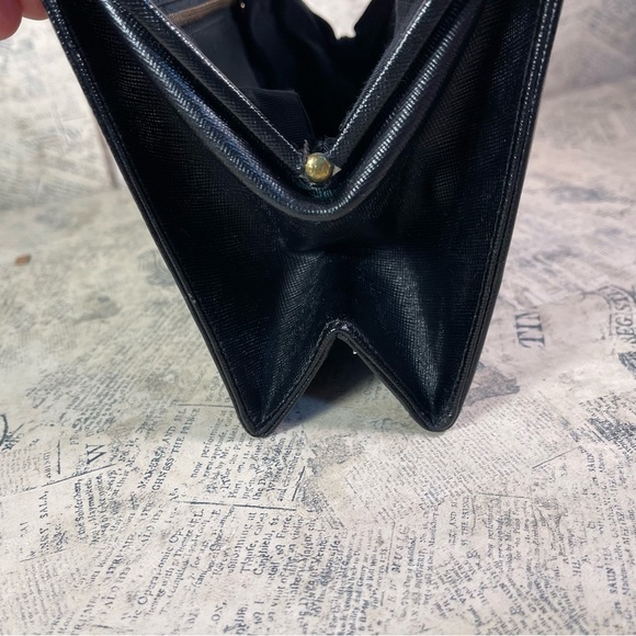 Etra Purse Vintage 1960's Black Leather French Hand painted with Pink Flowers - Picture 11 of 15